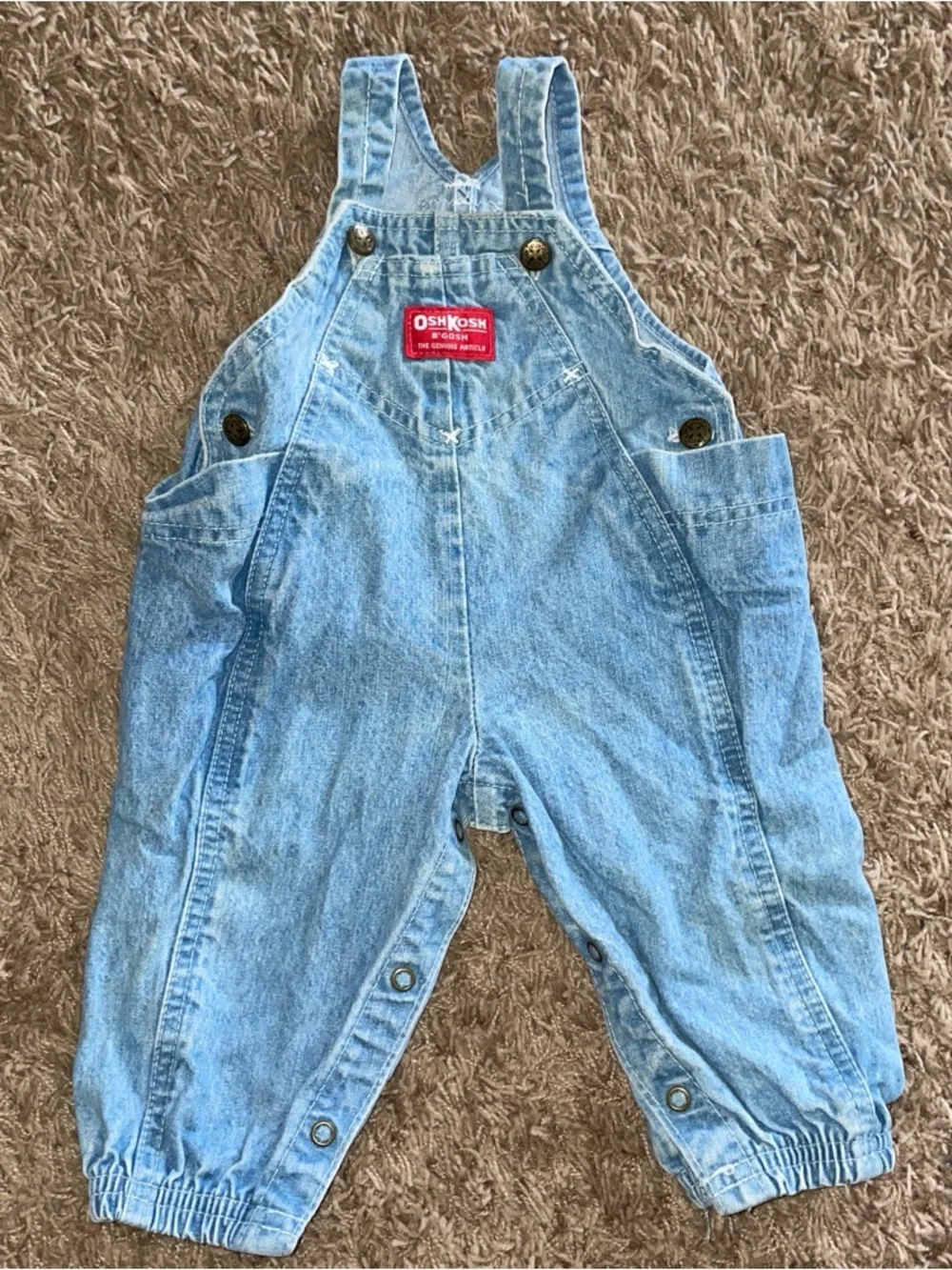 VNTGE USA MADE OshKosh B'gosh VestBak Denim Overalls with Red Logo Patch 6/9MNTH
